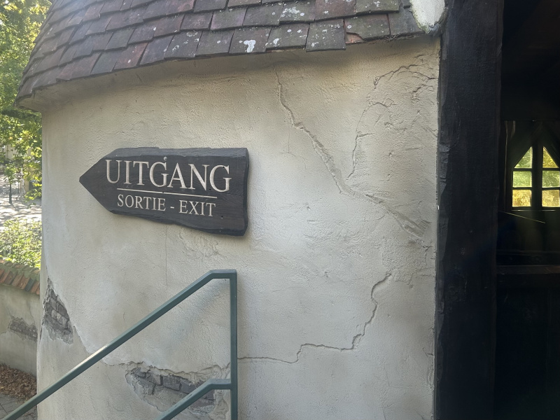 Bestand:Slakhuys-uitgang-pijl.jpeg