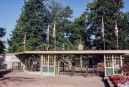 Achterzijde (parkzijde) van <a href="/lemma/Ingang_West" title="Ingang West">Ingang West</a>, vermoedelijk jaren 80