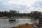 Bouw van <a href="/lemma/Joris_en_de_Draak" title="Joris en de Draak">Joris en de Draak</a> gezien vanuit het park, oktober <span class="redlink">2009</span>