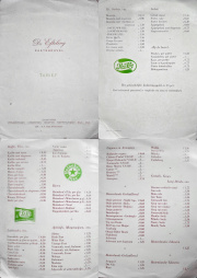 Menukaart van het <a href="/lemma/Caf%C3%A9-Restaurant" title="Café-Restaurant">Café-Restaurant</a> uit vermoedelijk 1957 of 1958 (het laatste jaar dat <a href="/lemma/Dick_van_Ravesteijn" title="Dick van Ravesteijn">Dick van Ravesteijn</a> de uitbater was) na analyse van de prijzen.