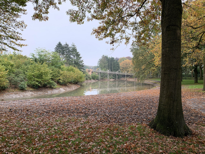 Bestand:Nieuwe oevers karpervijver.jpg