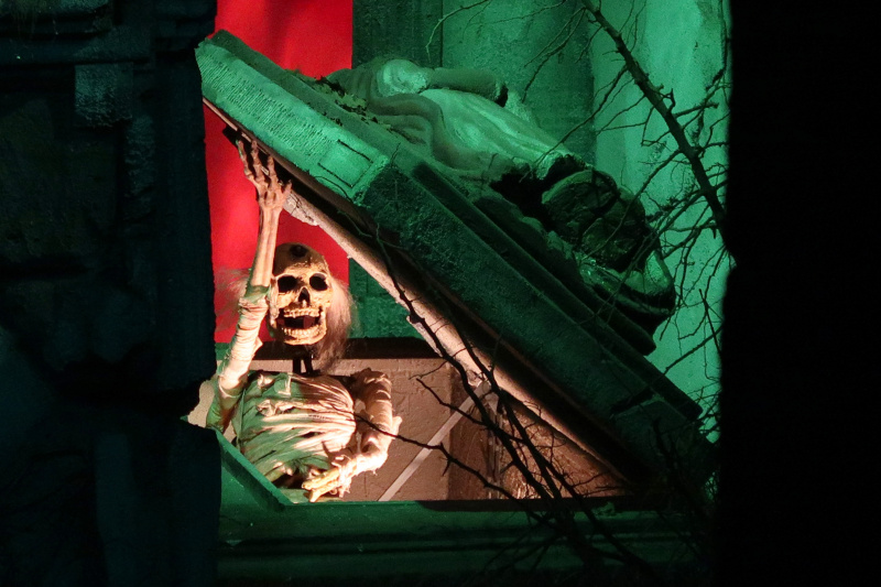 Bestand:Spookslot Sarcofaag Burggraaf 2.jpg