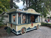 <a href="/lemma/De_Eigenheymer" title="De Eigenheymer">De Eigenheymer</a> <a href="/lemma/Sint_Nicolaasplaets" title="Sint Nicolaasplaets">Sint Nicolaasplaets</a>, nieuwe kar per 2025