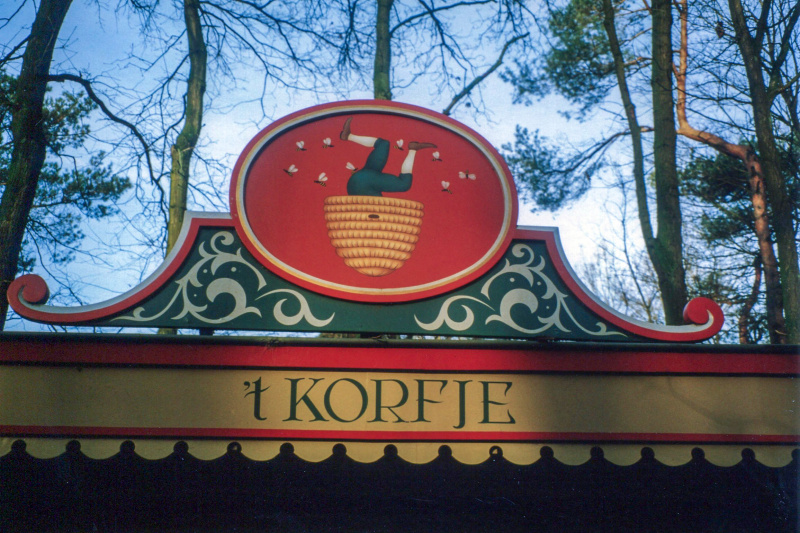 Bestand:Korfjebord1999WE.jpg
