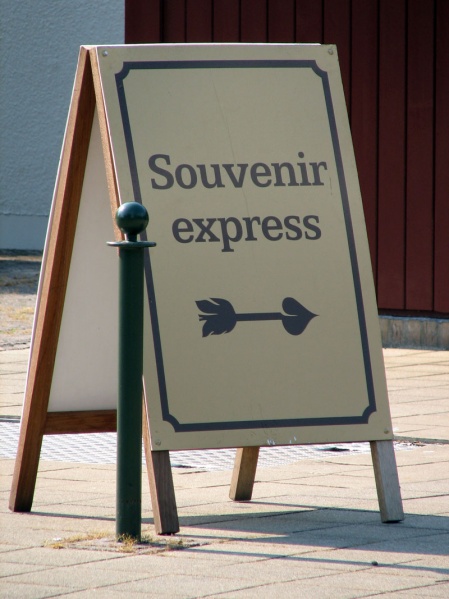 Bestand:Souvenir-Express-bord.jpg