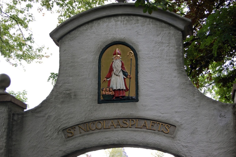 Bestand:Sintpoort2.jpg