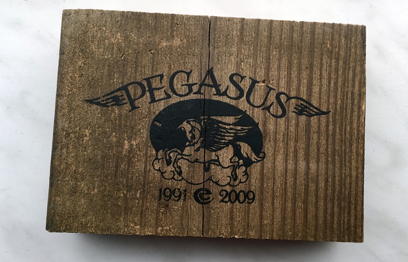 Bestand:Pegasushout.jpg