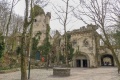 Het aanzicht van het <a href="/lemma/Spookslot" title="Spookslot">Spookslot</a> anno <span class="redlink">2013</span>, nauwelijks veranderd sinds de jaren 70. (Foto: Jos)