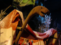 <a href="/lemma/Kinder_Winter_Wonderland" title="Kinder Winter Wonderland">Kinder Winter Wonderland</a>, <a href="/lemma/Winter_Efteling_2001-2002" title="Winter Efteling 2001-2002">Winter Efteling 2001-2002</a> in de tent over het <a href="/lemma/Zwembad" title="Zwembad">zwembad</a>.