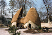 &lt;noinclude&gt;Bouwfoto <a href="/lemma/Volk_van_Laaf" title="Volk van Laaf">Volk van Laaf</a> - <a href="/lemma/Loof_en_Eerhuys" title="Loof en Eerhuys">Loof en Eerhuys</a>