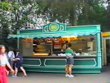 Eerste versie van <a href="/lemma/De_Meermin" title="De Meermin">De Meermin</a>, naast het <a href="/lemma/Kapoentje" class="mw-redirect" title="Kapoentje">Kapoentje</a>.