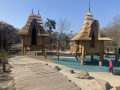 <a href="/lemma/Archipel" title="Archipel">Archipel</a>, twee huisjes, nog zonder water, maart 2022