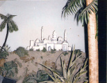 Paleisreliëf in de <a href="/lemma/Jungle_(Fata_Morgana)" title="Jungle (Fata Morgana)">Jungle</a> van <a href="/lemma/Fata_Morgana" title="Fata Morgana">Fata Morgana</a> in haar openingsjaar <span class="redlink">1986</span>