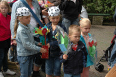 Geknutselde tulpen op de Dag van het Sprookje in 2008.