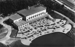 Luchtfoto van het restaurant in de beginjaren