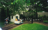 <a href="/lemma/Kinderspoor" title="Kinderspoor">Kinderspoor</a> juni 1998