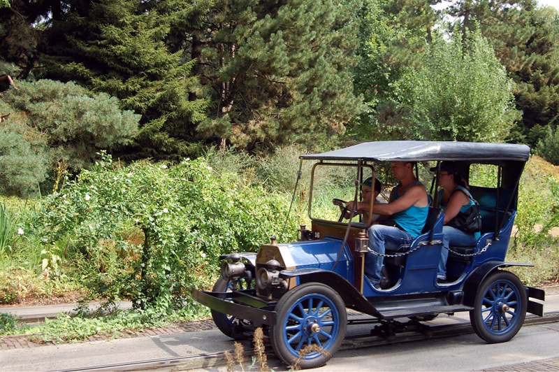 Bestand:OudeTuffer blauw.jpg