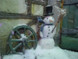 Sneeuwpopje bij het Smidje tijdens de achtste Winter Efteling - Foto: WWCW