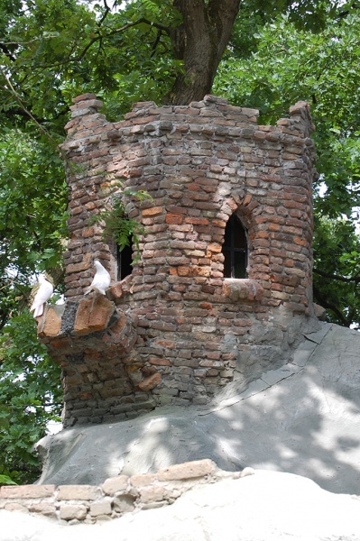 Bestand:Duiventoren2018.jpg