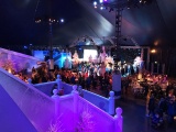 IJspaleis december 2017 - Overzicht over de tent - Foto: Eftepedia