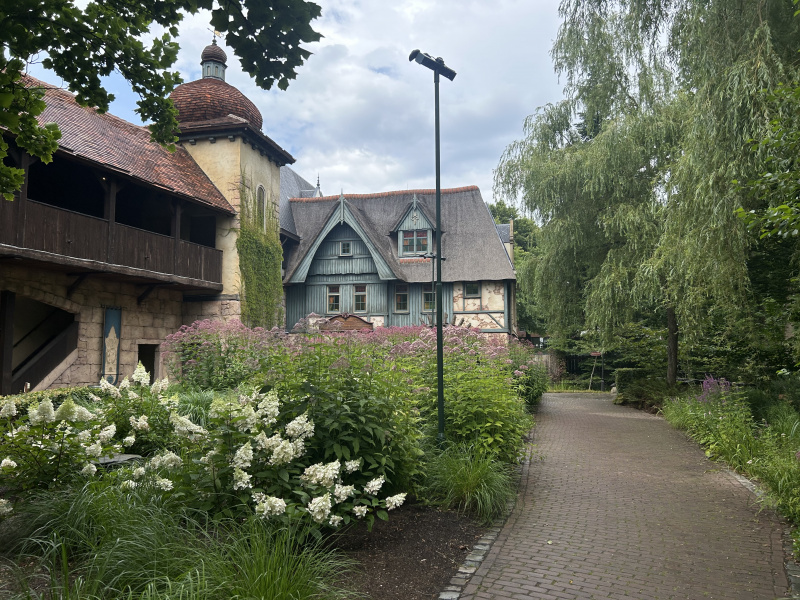Bestand:Raveleijn-buiten-3.jpeg