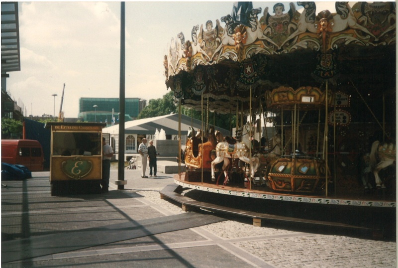 Bestand:Vermolenkermis2.jpg