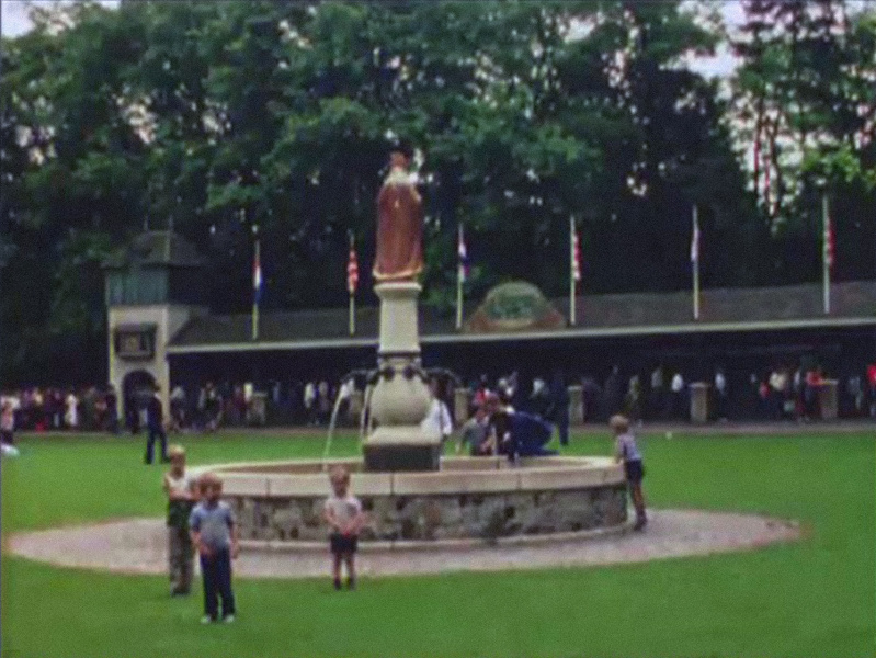 Bestand:Sintnicolaasfontein1981-2.jpg