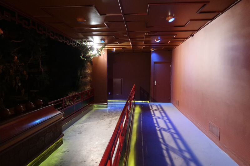 Bestand:Chinese Nachtegaal Tribune Werkverlichting.jpg