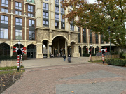 <a href="/lemma/Spoorwegovergang" title="Spoorwegovergang">Spoorwegovergang</a> Arcade