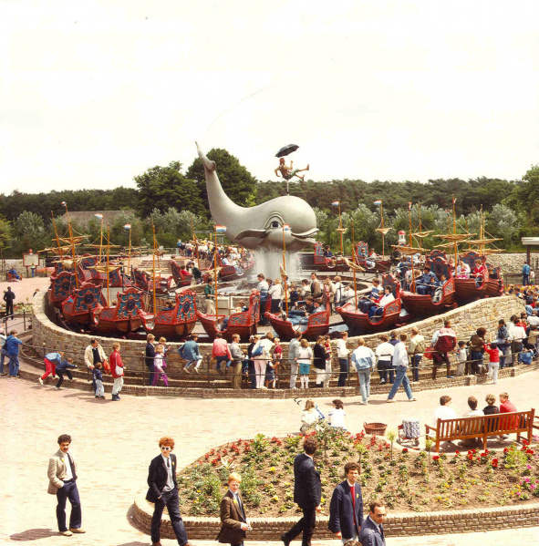 Bestand:Polkamarina-1984-plein.jpg