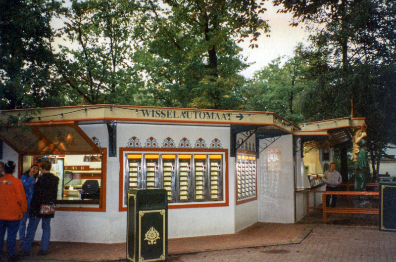 Bestand:Smulpaapwisselautomaat1994.jpg