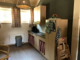 Keuken <a href="/lemma/Duinhut" title="Duinhut">Duinhut</a> op vakantiepark <a href="/lemma/Efteling_Loonsche_Land" title="Efteling Loonsche Land">Efteling Loonsche Land</a>