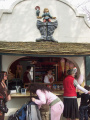 <a href="/lemma/In_de_Gelaarsde_Kat" title="In de Gelaarsde Kat">In de Gelaarsde Kat</a>, april <a href="/lemma/2009" title="2009">2009</a>
