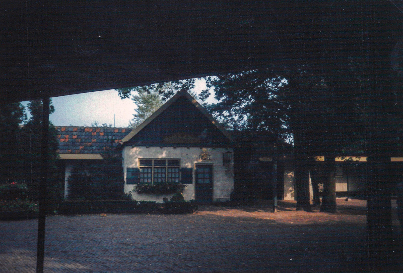Bestand:Ingangwestgastenservice.jpg