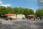<a href="/lemma/Vrolijke_Noot" class="mw-redirect" title="Vrolijke Noot">Vrolijke Noot</a> mei 2012
