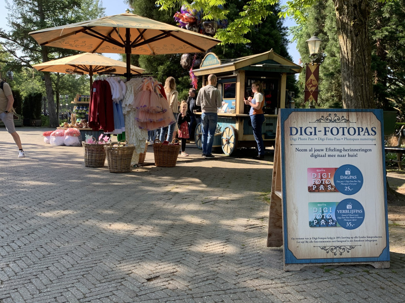 Bestand:Digi-fotopasbord dn blikvanger.jpg