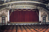 <a href="/lemma/Carrouseltheater" title="Carrouseltheater">Carrouseltheaterzaal</a> in vermoedelijk de jaren tachtig