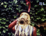 Close-up van een <a href="/lemma/Heraut" class="mw-redirect" title="Heraut">Heraut</a>, eind jaren zeventig.
