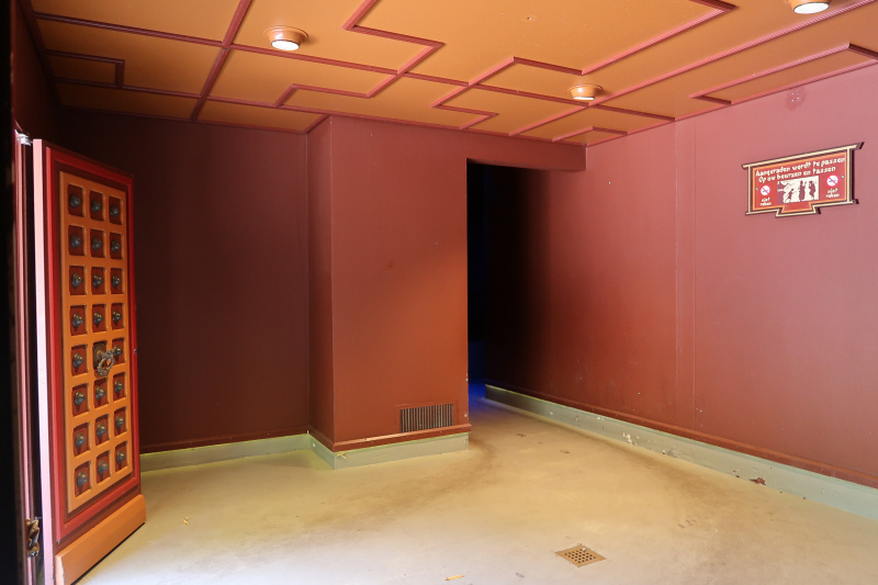 Bestand:Chinese Nachtegaal Inkomhal Overzicht.jpg