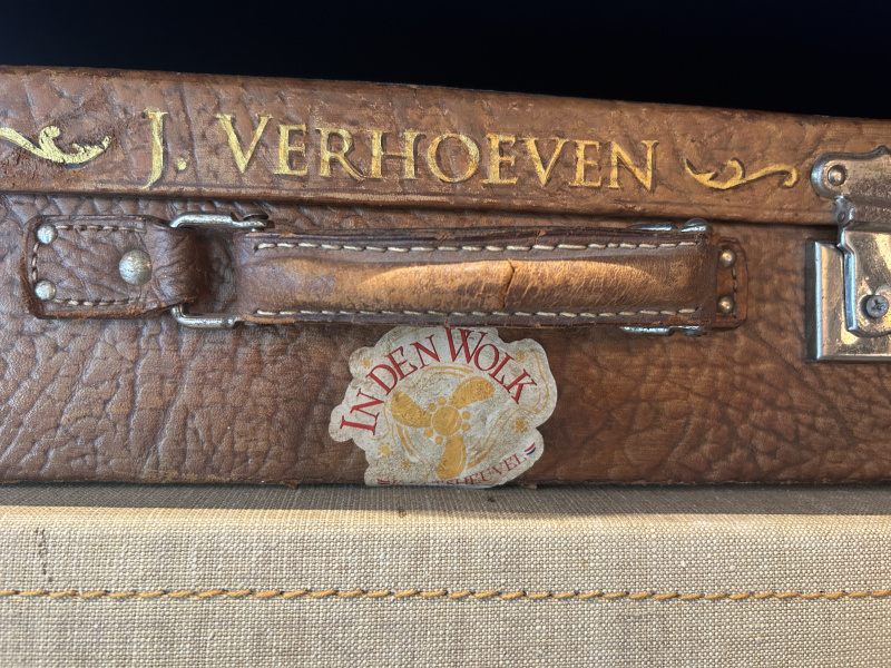 Bestand:Ewh-koffer-verhoeven.jpeg