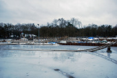 Bouw van <a href="/lemma/Joris_en_de_Draak" title="Joris en de Draak">Joris en de Draak</a> gezien vanuit het park, december <span class="redlink">2009</span>