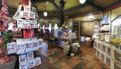 Interieur <a href="/lemma/Loetiek" title="Loetiek">Loetiek</a> jaren &#039;10