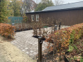 <a href="/lemma/Rookzone" title="Rookzone">Rookzone</a> bij de kruidentuin van het <a href="/lemma/Efteling_Loonsche_Land" title="Efteling Loonsche Land">Efteling Loonsche Land</a>, november 2022.