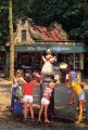 <a href="/lemma/Ganzenhoedster" class="mw-redirect" title="Ganzenhoedster">Ganzenhoedster</a> en <a href="/lemma/In_den_Hoorn_des_Overvloeds" title="In den Hoorn des Overvloeds">In den Hoorn des Overvloeds</a> in de jaren zeventig