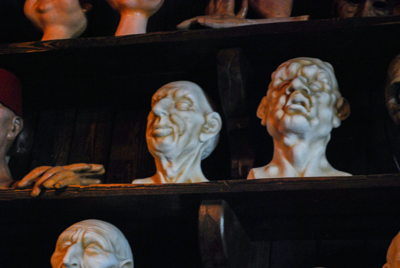 Bestand:Fatakop-divers-museum-mei2009.jpg