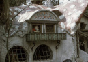 Het <a href="/lemma/Grote_Kabouterhuis" class="mw-redirect" title="Grote Kabouterhuis">Grote Kabouterhuis</a> met turende kabouter in <a href="/lemma/1972" title="1972">1972</a>