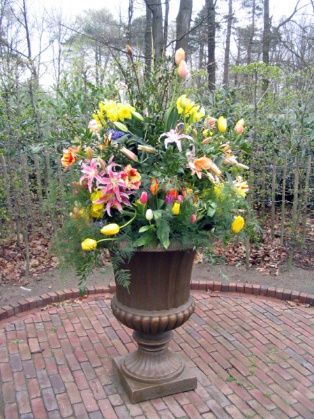 Bestand:Pardoes-Promenade-bloemen.jpg