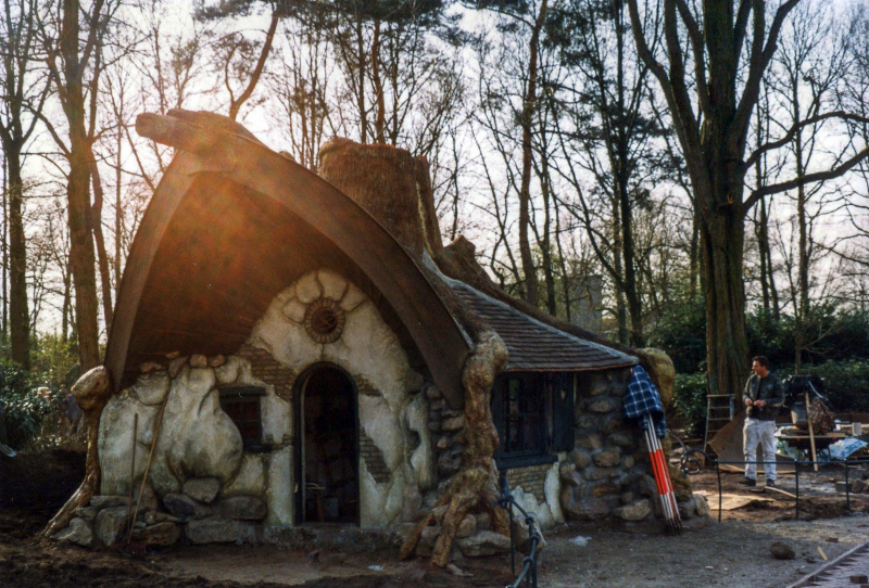 Bestand:Repelsteeltjebouw-1998-01.jpg