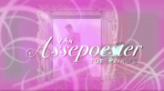 Titelscherm <a href="/lemma/Van_Assepoester_tot_Prinses" title="Van Assepoester tot Prinses">Van Assepoester tot Prinses</a> (2007), met op de achtergrond <a href="/lemma/Do" title="Do">Dominique</a> van Hulst