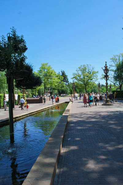 Bestand:Brink-staand-doorgang-pardoespromenade-mei2010.jpg